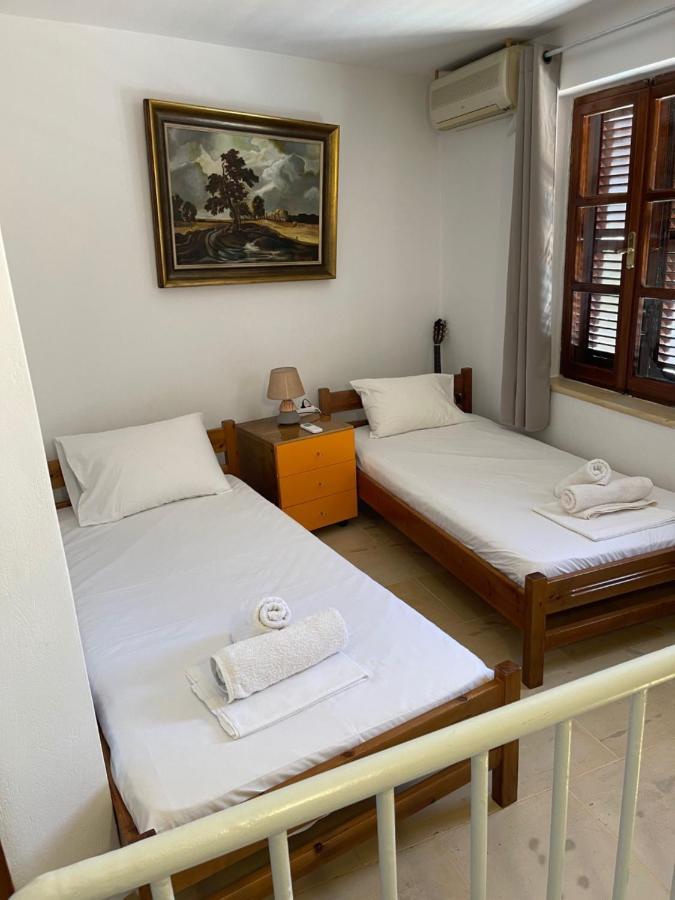 Rania'S House Villa Hydra  Bagian luar foto