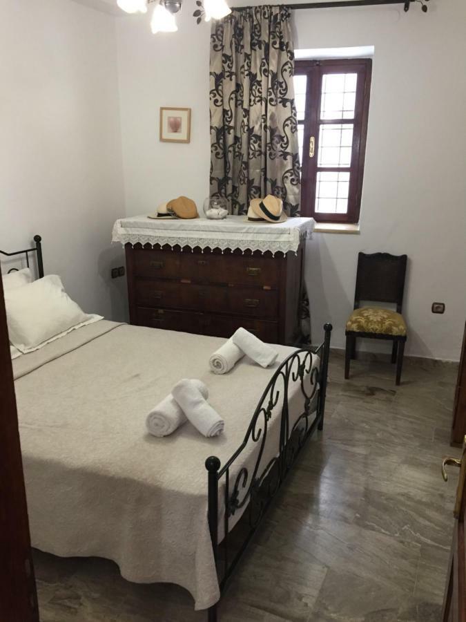 Rania'S House Villa Hydra  Bagian luar foto