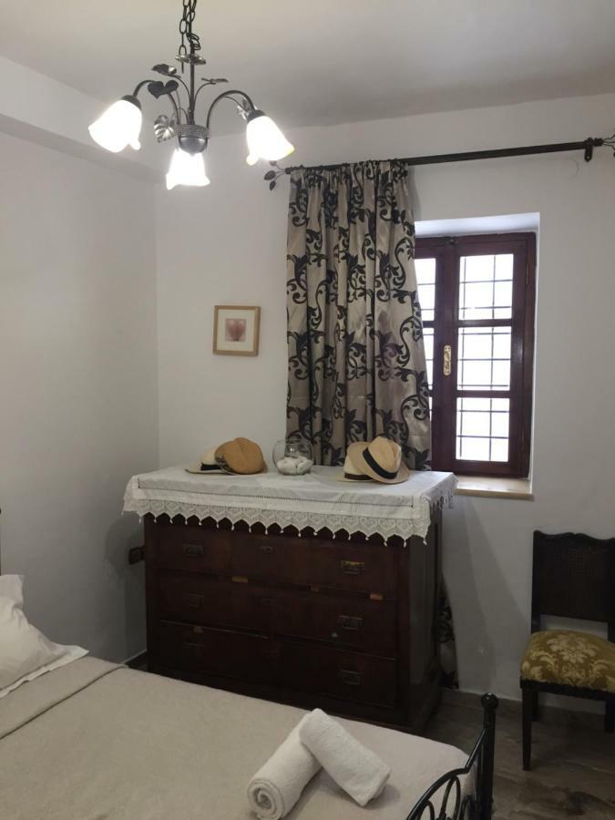 Rania'S House Villa Hydra  Bagian luar foto
